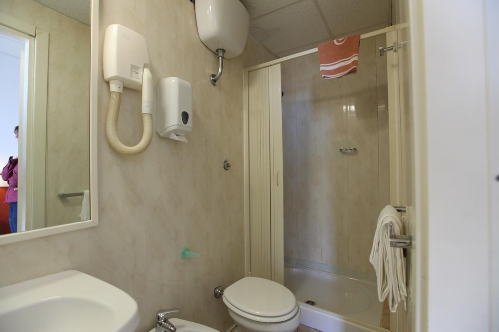 Hotel Belvedere Lido di Ostia Phòng bức ảnh