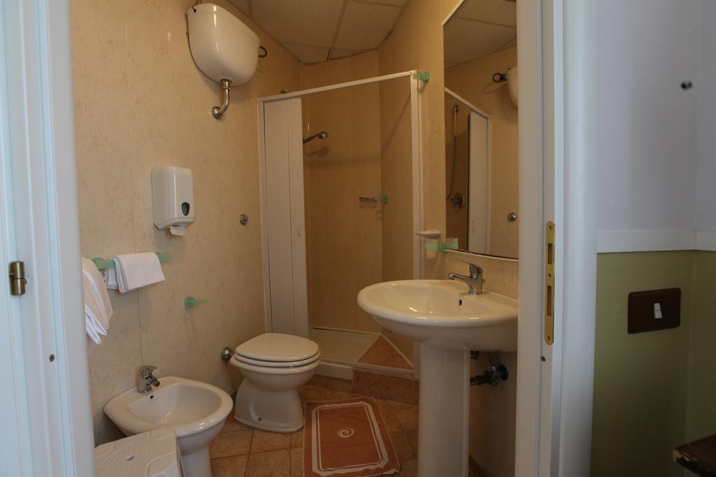 Hotel Belvedere Lido di Ostia Phòng bức ảnh