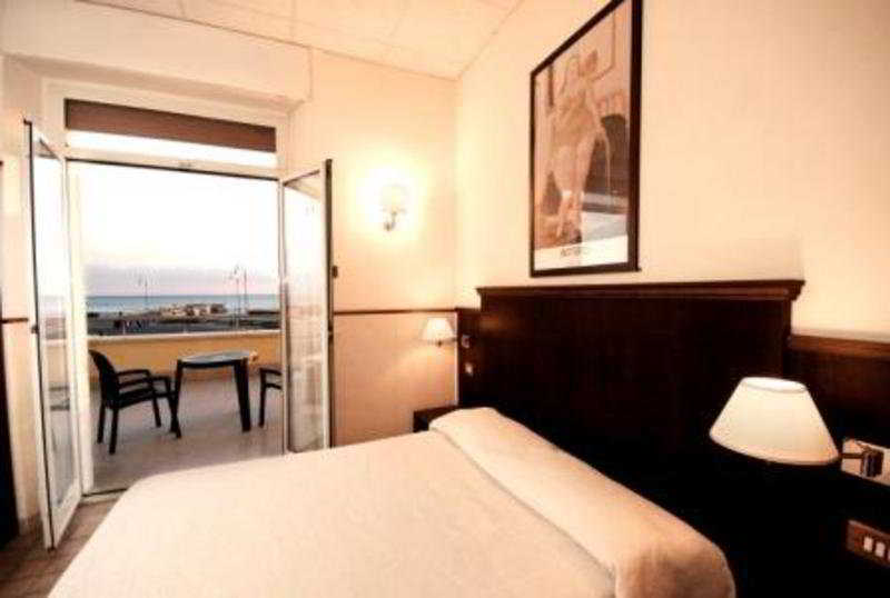 Hotel Belvedere Lido di Ostia Phòng bức ảnh